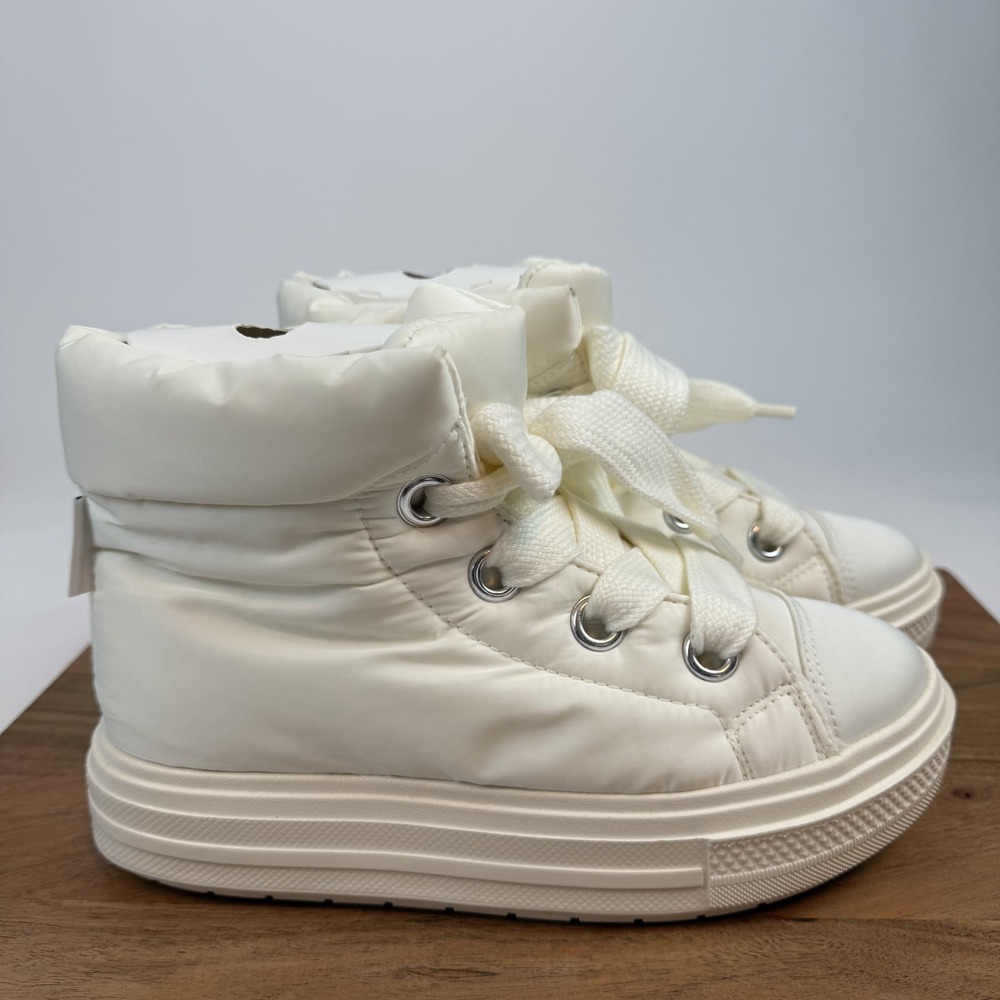 New Womens Converse CTAS Elements Ivory Nylon Platform Mid Snow Boots Size 8 M